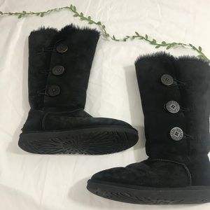 Black ~ Button Up ~ Uggs